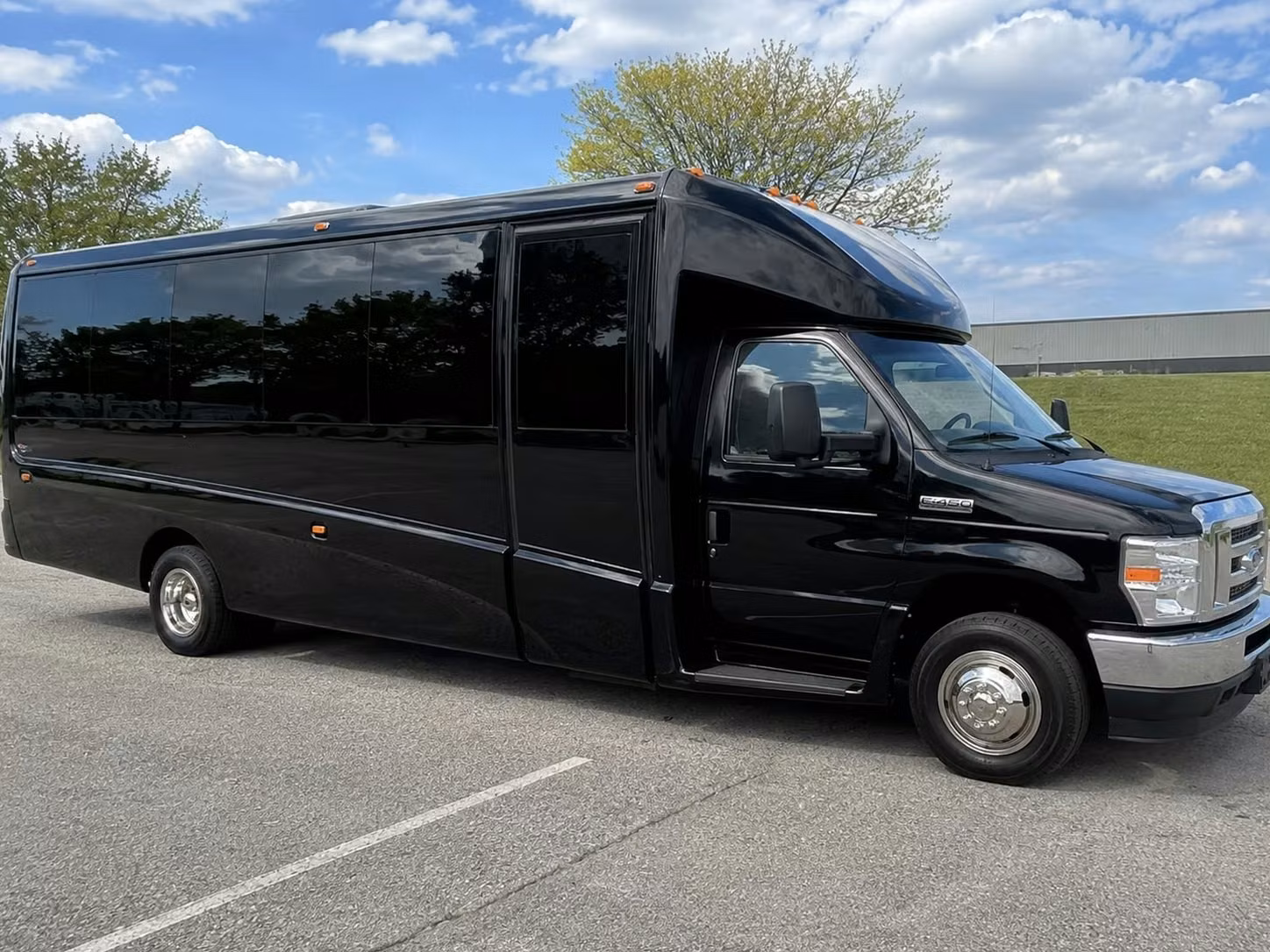 15 passenger minibus