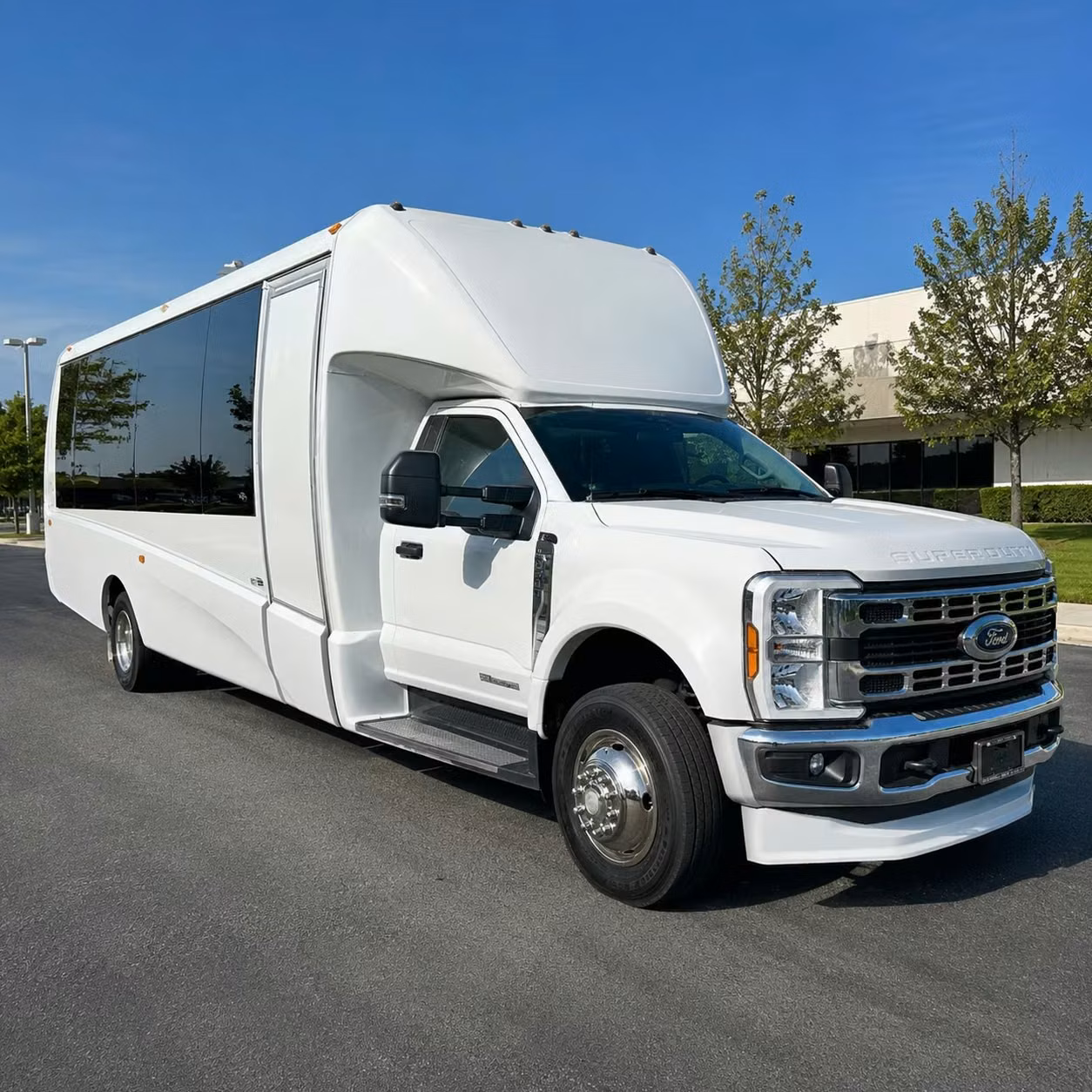 brockton 15 passenger minibus rental